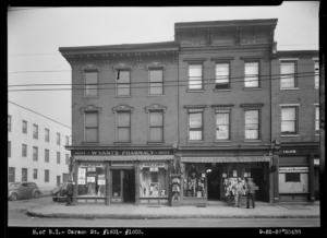 Wyant's Pharmacy and Ritz Beauty Salon